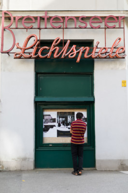 Breitenseer Lichtspiele von außen