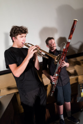 Konzert vom SchülerInnen-Ensemble bestehend aus Nils Dobrovits, Jakob Ecker, Nino Huber, Max Pietsch, David Puttinger, Cora Tauss unter der Leitung von Philipp Harnisch 