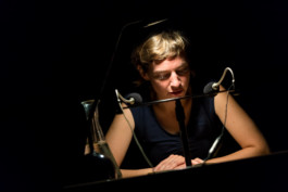 Lesung von Simone Hirth 