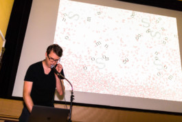 Performance mit Jörg Piringer 