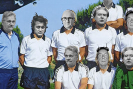 Die Wiener Gruppe bestehend aus Oswald Wiener, Konrad Bayer, Friedrich Achleitner, Gerhard Rühm und Hans Carl Artmann dargestellt als Fußballteam und Keyvisual vom Festival Sprachspiel Biennale West 2020 