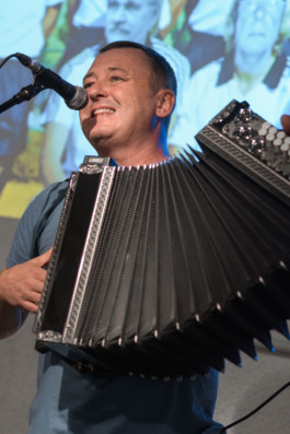 Konzert von ATTWENGER 