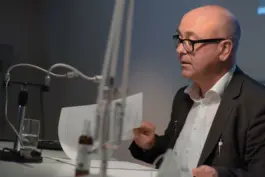 Sprachspiel. Biennale West.