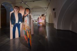 Sprachspiel. Biennale West.