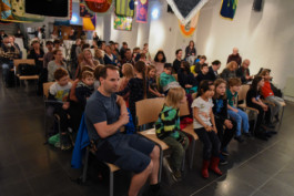 Sprachspiel. Biennale West.