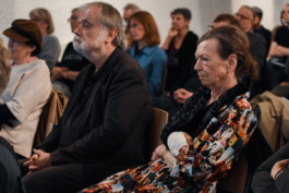 Sprachspiel. Biennale West.