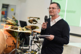 Sprachspiel. Biennale West.