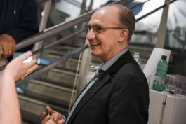 Sprachspiel. Biennale West.