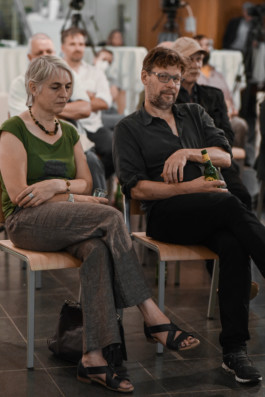 Sprachspiel. Biennale West.