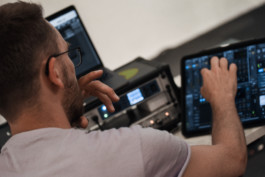 Sprachspiel. Biennale West.