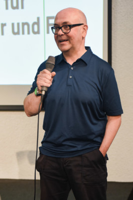 Sprachspiel. Biennale West.