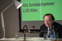 Sprachspiel. Biennale West.