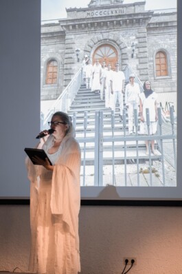 Sprachspiel. Biennale West.