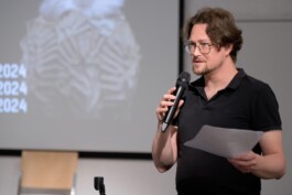 Sprachspiel. Biennale West.