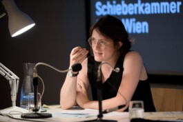 Sprachspiel. Biennale West.