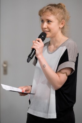 Sprachspiel. Biennale West.