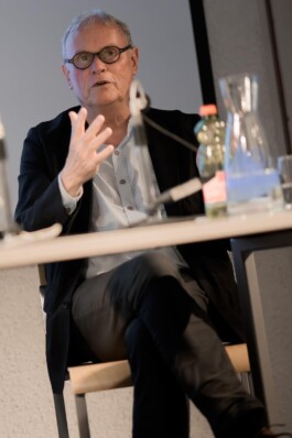 Sprachspiel. Biennale West.