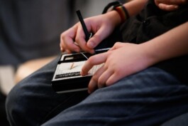 Sprachspiel. Biennale West.